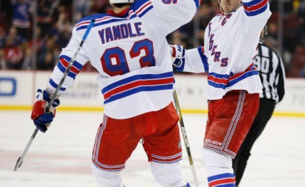 NY Rangers Beat NJ Devils to Clinch President&#039;s Trophy