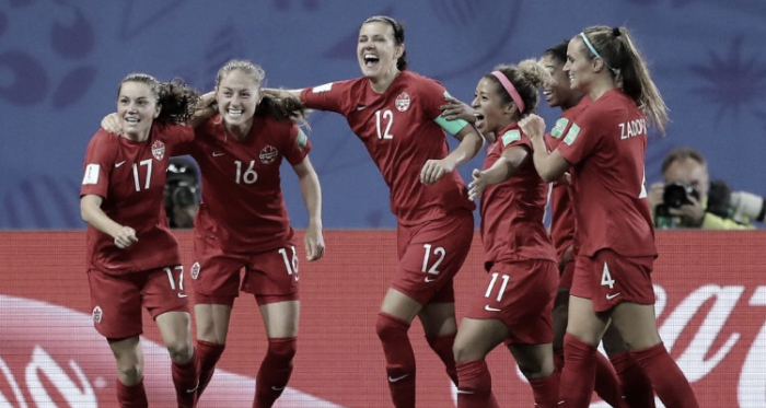 Canadá derrota Nova Zelândia e garante classificação para a próxima fase na Copa do Mundo