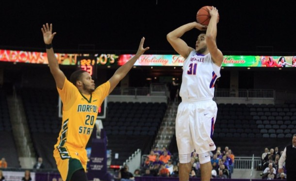 D.J. Balentine Nets 2,000th Career Point In 84-70 Evansville Purple Aces&#039; Victory Over Norfolk State