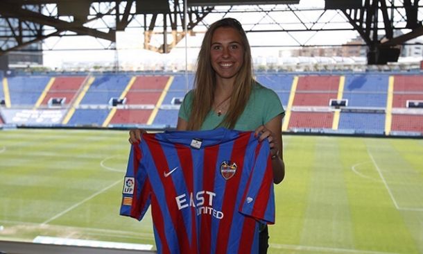 El Levante ficha a Maitane López