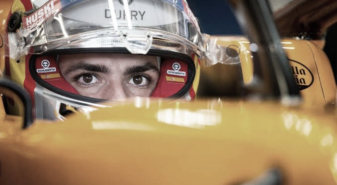 Carlos Sainz substituirá Vettel na Ferrari, segundo Verstappen
