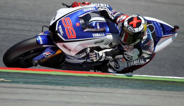 Dominio y lesión de Lorenzo en Assen