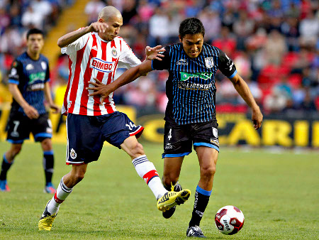 Guadalajara - Querétaro: El Gallo quiere vivir
