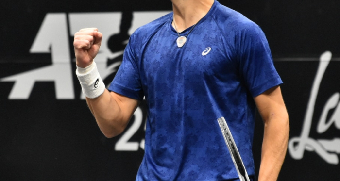Schnur reacts during his semifinal match/Photo: John Lupo/VAVEL UK