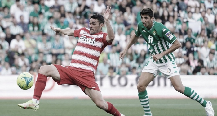 El Granada CF pierde pese a hacer un gran partido en el Benito Villamarín