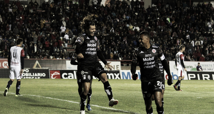 Mineros vence a Atlante y continua de líder