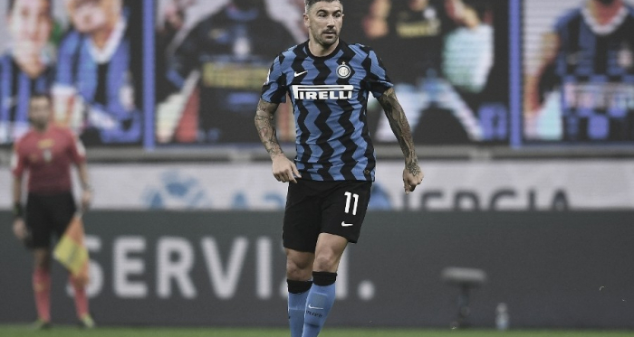 Internazionale anuncia renovação contratual do experiente lateral Kolarov
