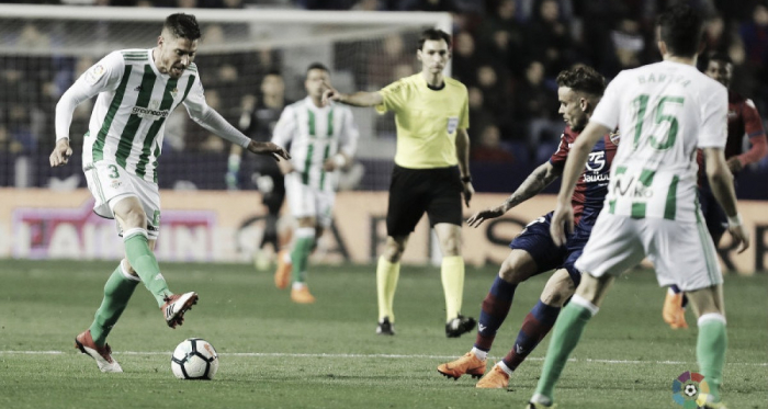 Vuelve el "3" de Setién, vuelve Javi García