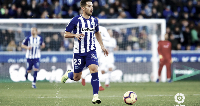 Jony con el Alavés en el partido que se enfrentó al Valencia. | Foto: LaLiga