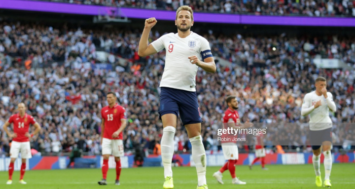 Harry Kane celebrates netting against Bulgaria at Wembley Stadium | Photo: Getty/ Robin Jones