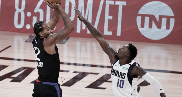 Crónica NBA: el
Kawhi más letal elimina a los Mavericks 