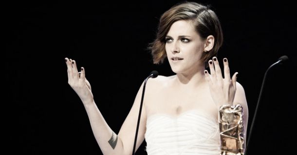 Kristen Stewart califica la industria del cine como &quot;una jodida máquina de hacer dinero&quot;