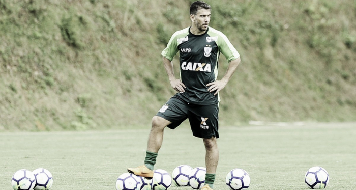 O General chegou! Leandro Donizete é anunciado de forma oficial pelo América-MG