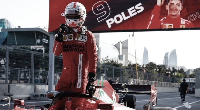 Loca pole para Leclerc en las calles de Baku