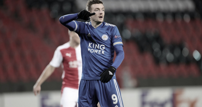 Slavia Praga empata e deixa boa impressão diante do Leicester