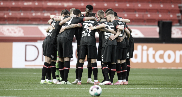 Leverkusen gana en casa contra el disperso Frankfurt