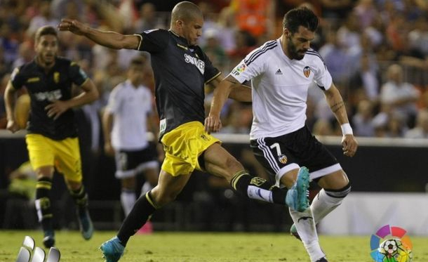 Otro esfuerzo insuficiente del Granada en Mestalla