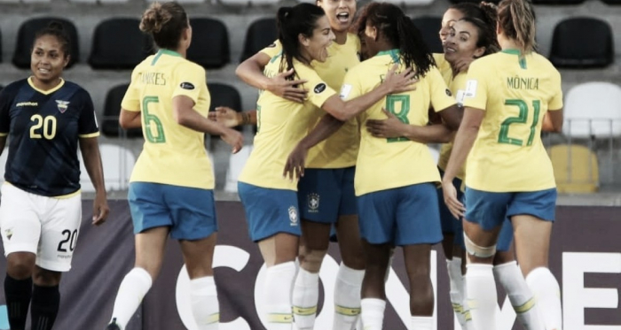 Brasil goleia Equador e se isola na liderança da Copa América Feminina
