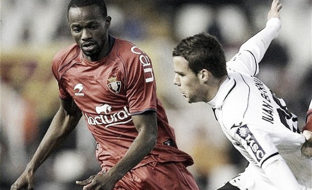 Roland Lamah con la elástica rojilla. // Telegrph.co.uk 