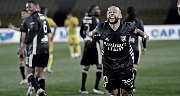 Com dois de Memphis Depay, Lyon supera Nantes e volta a brigar pela liderança