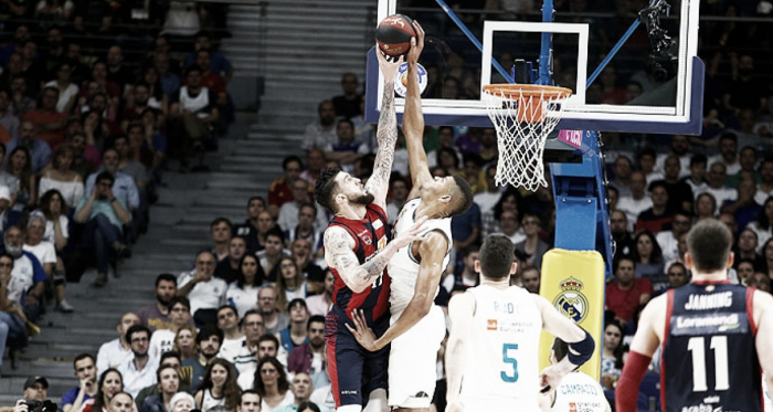El Madrid se repone con una contundente victoria para empatar la final