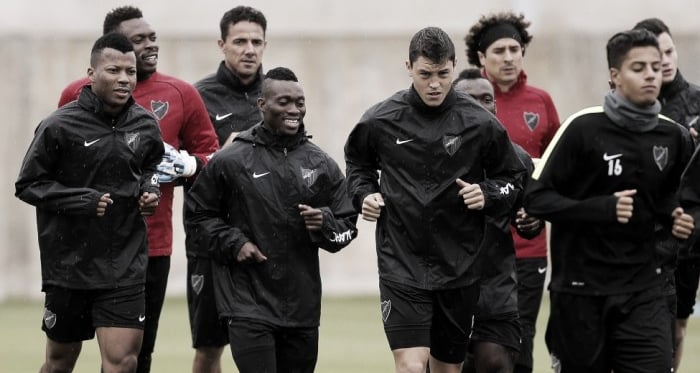 Jornada de entrenamiento pasada por agua para el Málaga CF