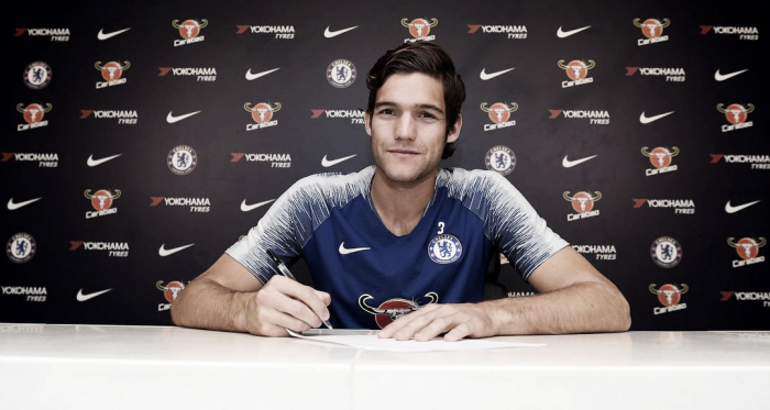 Marcos Alonso será Blue hasta 2023 | Foto: Chelsea.