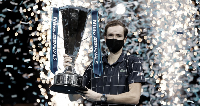 De virada, Medvedev vence Thiem e conquista título inédito do ATP Finals