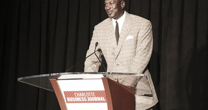 Michael Jordan y las estrellas de la NBA apoyan a LeBron