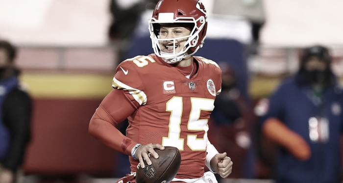 Patrick Mahomes tenta repetir feito do adversário Tom Brady e levar
Chiefs ao bicampeonato