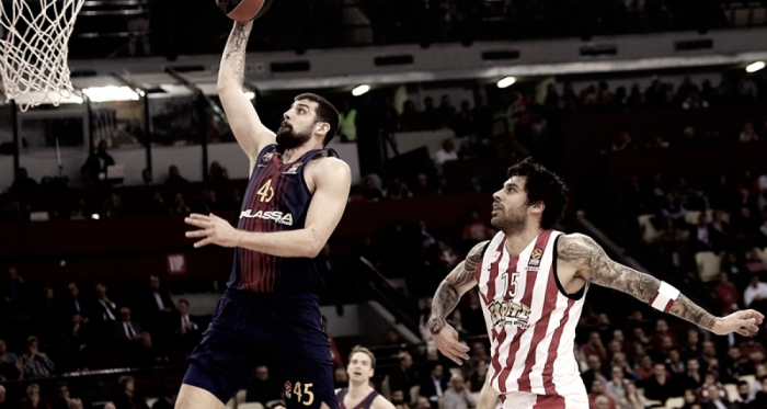 El Barça Lassa quema el Pireo