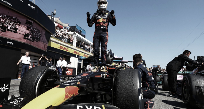 Verstappen se aleja con su victoria en Francia