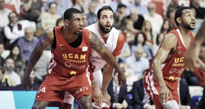 UCAM Murcia - Tecnyconta Zaragoza, suman y siguen
