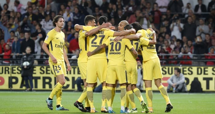Le PSG impérial à Guingamp pour la première de Neymar