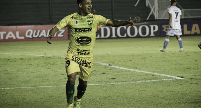 Nicolás Fernández la velocidad y el talento de Defensa y Justicia. Foto: Club Defensa y Justicia.