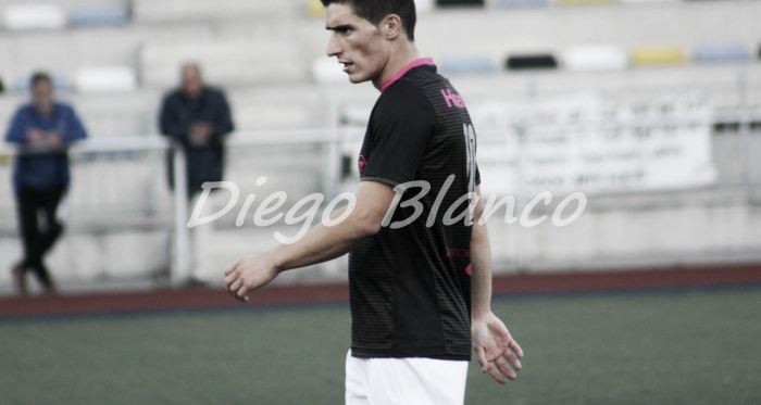 El jugador del Lealtad, Jorge Fernández, en un encuentro de esta temporada. Foto: Diego Blanco VAVEL.