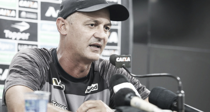 Técnico confirmou a permanência no ano de 2019 (Foto: Divulgação / Ceara)