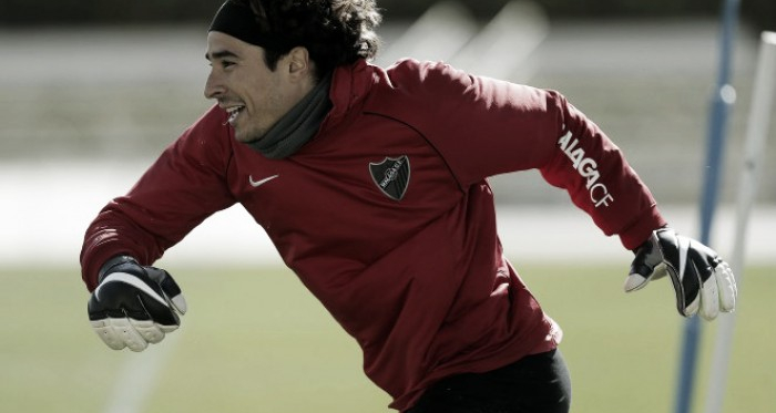 Ochoa durante un entrenamiento con el Málaga. Málaga CF