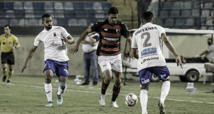 Com gol no fim, Paraná perde para Oeste e vai jogar Série C após 31 anos