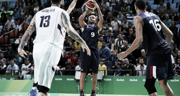 Tony Parker goes up for the game-winning jumper in France's win over Serbia at the Olympics/Photo: FIBA