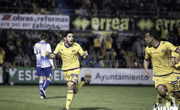 Dani Pacheco derrota al Sabadell a base de golazos