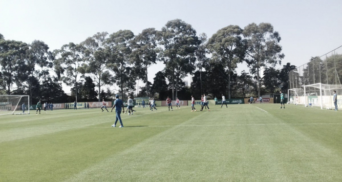 Reservas em treino de campo reduzido (Foto: Victor Cunha/VAVEL Brasil)