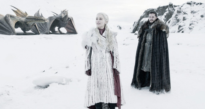 Daenerys y Jon Nieve en el capítulo 8x01 Fuente: Cuenta Oficial de Twitter (@gameofthrones)