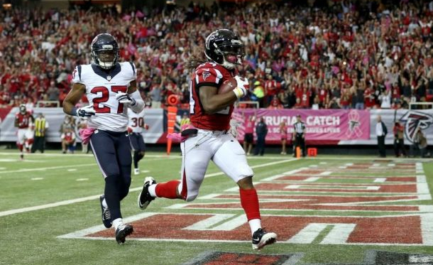 Devonta Freeman Wins VAVEL USA&#039;s Offensive Player Of The Week For Week Four