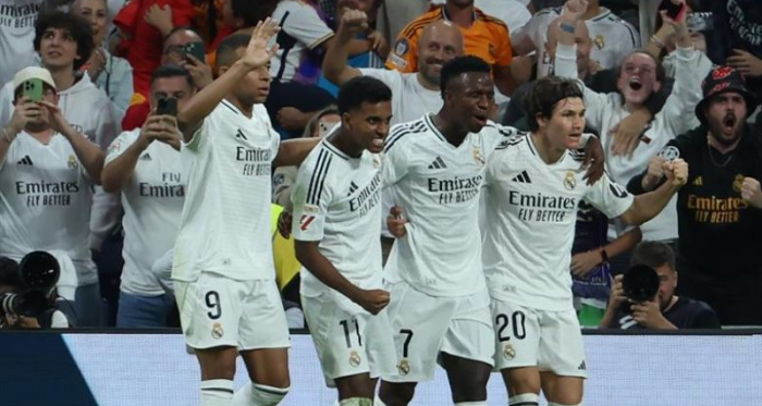 Vinicius le salva los muebles al Real Madrid desde el banquillo