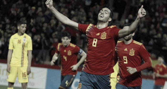 Mikel Merino celebra su gol que daba la victoria a España / Foto: Antonio L. Juárez (cedida)