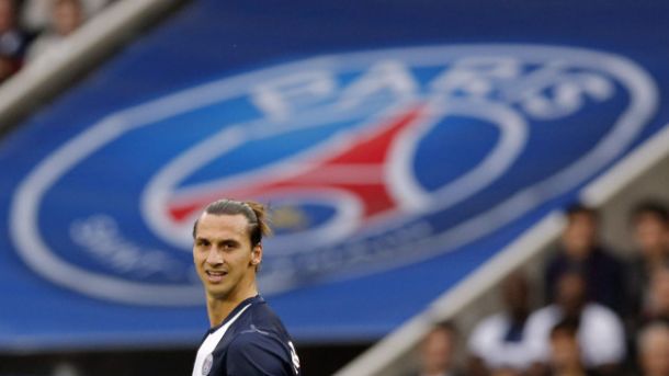 Paris sur son petit nuage