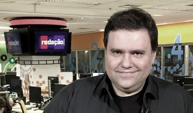 Jornalista Rodrigo Rodrigues morre por complicações cerebrais causadas pela Covid-19