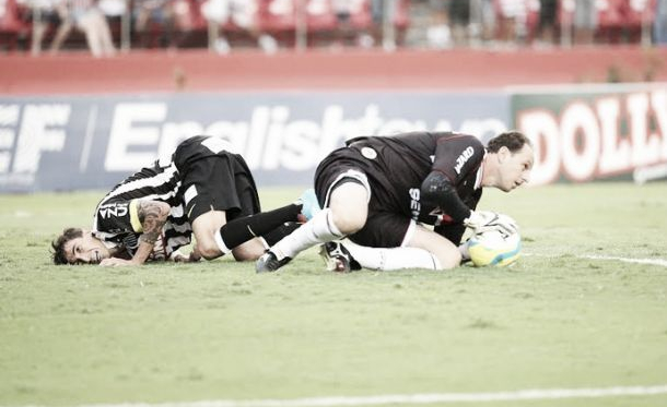 Após empate no clássico, Ceni vê São Paulo melhor e projeta vitória na próxima rodada