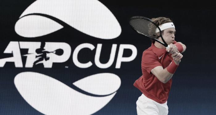 Rússia derrota Japão e se classifica à semifinal da ATP Cup